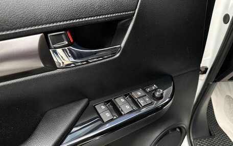 Toyota Hilux VIII, 2023 год, 6 650 000 рублей, 10 фотография