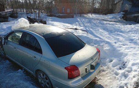 Toyota Avensis III рестайлинг, 2004 год, 150 000 рублей, 8 фотография