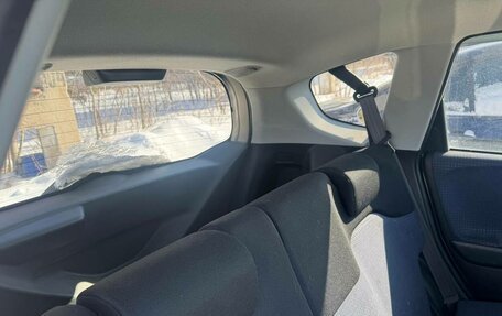 Honda Fit III, 2010 год, 690 000 рублей, 7 фотография