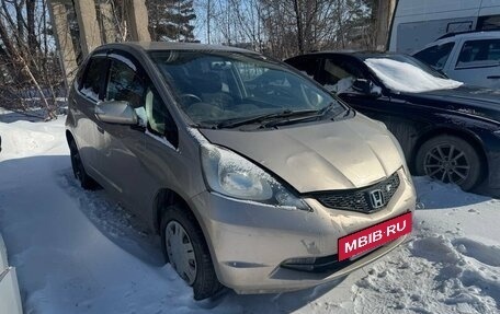 Honda Fit III, 2010 год, 690 000 рублей, 3 фотография