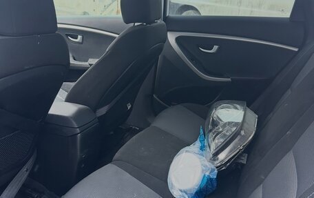 Hyundai i30 II рестайлинг, 2014 год, 270 000 рублей, 4 фотография