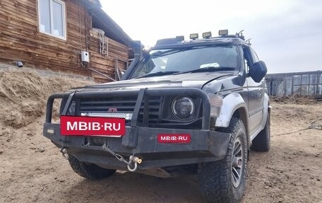 Mitsubishi Pajero III рестайлинг, 1994 год, 450 000 рублей, 3 фотография