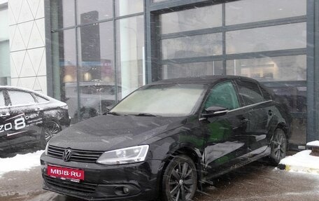 Volkswagen Jetta VI, 2013 год, 729 000 рублей, 1 фотография