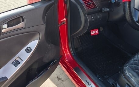 Hyundai Solaris II рестайлинг, 2014 год, 895 000 рублей, 1 фотография