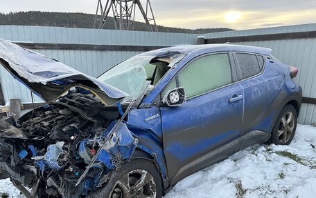 Toyota C-HR I рестайлинг, 2018 год, 850 000 рублей, 6 фотография
