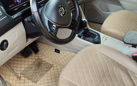 Volkswagen Tiguan II, 2017 год, 2 300 000 рублей, 12 фотография