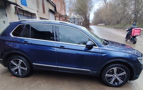 Volkswagen Tiguan II, 2017 год, 2 300 000 рублей, 6 фотография