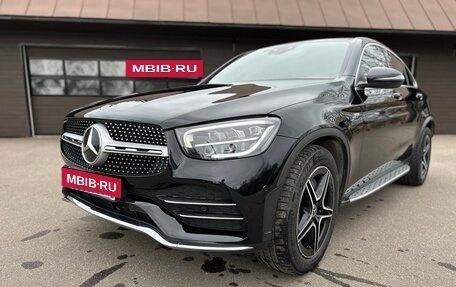Mercedes-Benz GLC Coupe, 2019 год, 6 300 000 рублей, 2 фотография