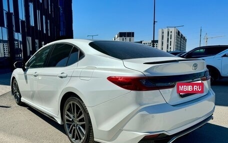 Toyota Camry, 2024 год, 3 700 000 рублей, 4 фотография