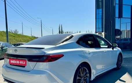 Toyota Camry, 2024 год, 3 700 000 рублей, 3 фотография