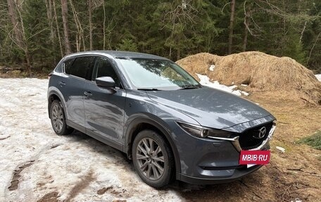 Mazda CX-5 II, 2020 год, 2 990 000 рублей, 2 фотография