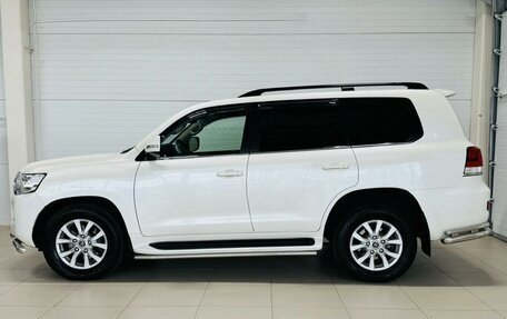 Toyota Land Cruiser 200, 2016 год, 6 100 000 рублей, 8 фотография