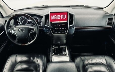 Toyota Land Cruiser 200, 2016 год, 6 100 000 рублей, 11 фотография