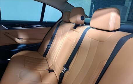 BMW 5 серия, 2021 год, 3 650 000 рублей, 12 фотография