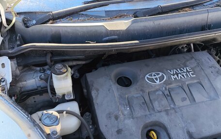 Toyota ISis I, 2012 год, 350 000 рублей, 10 фотография