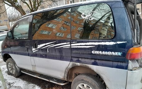 Mitsubishi Delica III, 1984 год, 550 000 рублей, 4 фотография