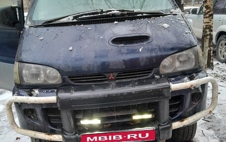 Mitsubishi Delica III, 1984 год, 550 000 рублей, 2 фотография