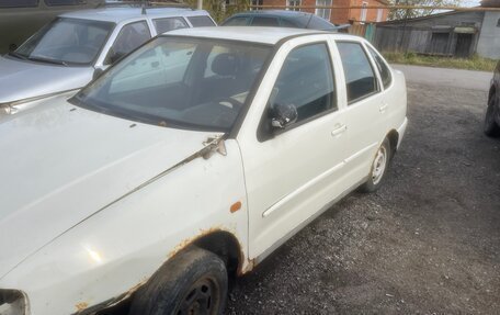 Volkswagen Polo III рестайлинг, 1998 год, 40 000 рублей, 4 фотография