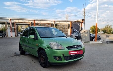 Ford Fiesta, 2006 год, 150 000 рублей, 3 фотография