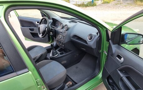 Ford Fiesta, 2006 год, 150 000 рублей, 10 фотография