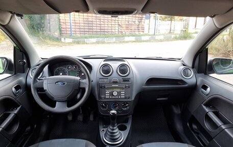 Ford Fiesta, 2006 год, 150 000 рублей, 14 фотография
