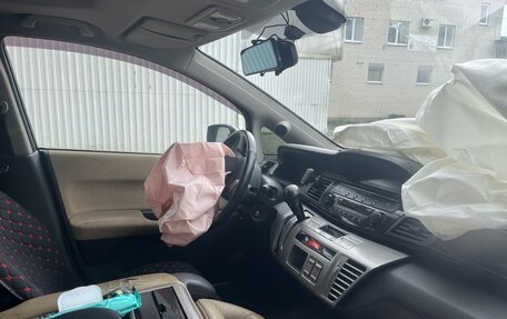 Honda FR-V, 2008 год, 430 000 рублей, 3 фотография