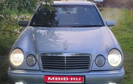 Mercedes-Benz E-Класс, 1997 год, 200 000 рублей, 3 фотография