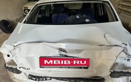 Volkswagen Polo VI (EU Market), 2018 год, 900 000 рублей, 6 фотография