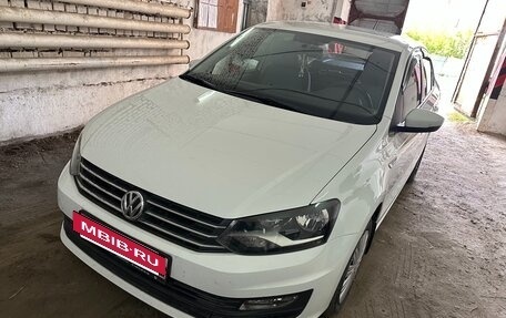 Volkswagen Polo VI (EU Market), 2018 год, 900 000 рублей, 40 фотография