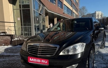 Mercedes-Benz S-Класс, 2006 год, 1 000 000 рублей, 2 фотография