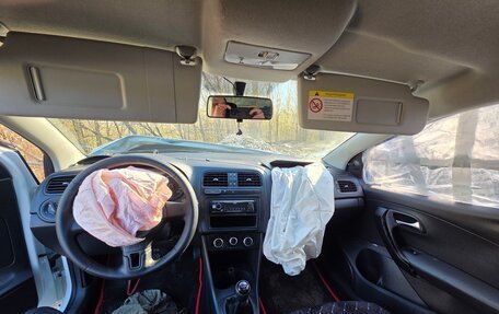 Volkswagen Polo VI (EU Market), 2014 год, 280 000 рублей, 11 фотография