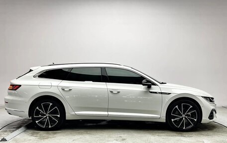 Volkswagen Passat CC, 2023 год, 4 450 000 рублей, 8 фотография