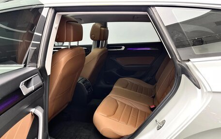 Volkswagen Passat CC, 2023 год, 4 450 000 рублей, 14 фотография