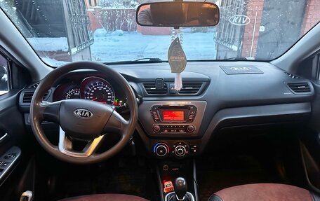 KIA Rio III рестайлинг, 2013 год, 750 000 рублей, 7 фотография