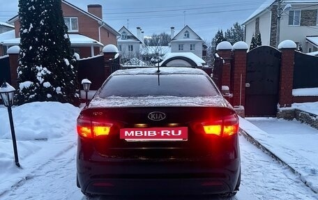 KIA Rio III рестайлинг, 2013 год, 750 000 рублей, 18 фотография