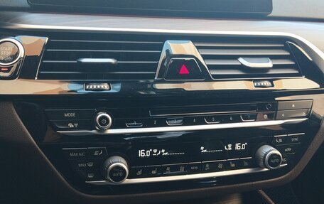 BMW 5 серия, 2018 год, 4 250 000 рублей, 21 фотография