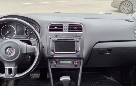 Volkswagen Polo VI (EU Market), 2010 год, 1 099 000 рублей, 14 фотография