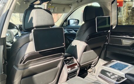 BMW 7 серия, 2019 год, 6 300 000 рублей, 12 фотография