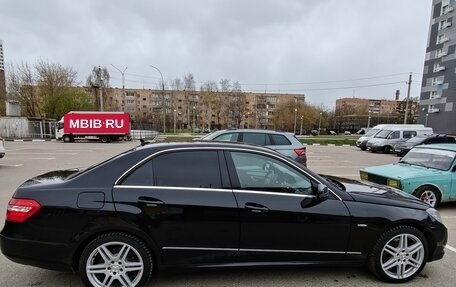 Mercedes-Benz E-Класс, 2011 год, 1 800 000 рублей, 8 фотография