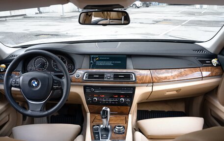 BMW 7 серия, 2011 год, 1 599 000 рублей, 10 фотография