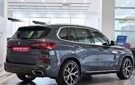 BMW X5, 2022 год, 8 464 006 рублей, 2 фотография