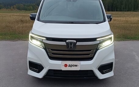 Honda Stepwgn IV, 2021 год, 1 940 000 рублей, 5 фотография