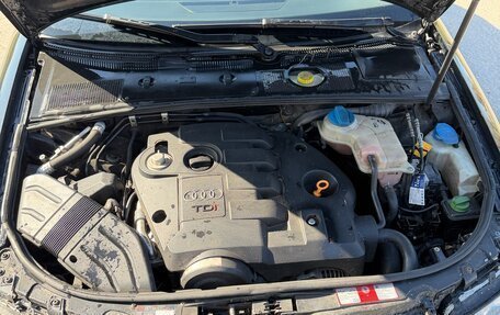 Audi A4, 2003 год, 550 000 рублей, 9 фотография