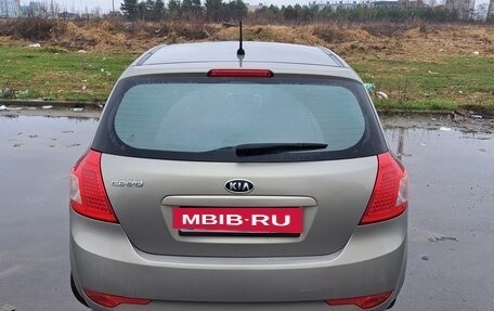 KIA cee'd I рестайлинг, 2010 год, 730 000 рублей, 3 фотография