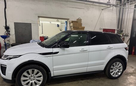 Land Rover Range Rover Evoque I, 2015 год, 2 600 000 рублей, 2 фотография