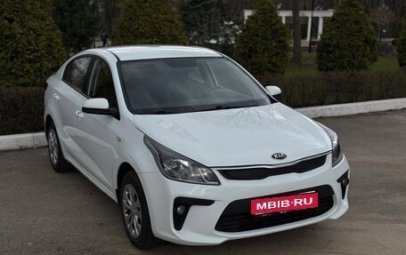 KIA Rio IV, 2018 год, 1 050 000 рублей, 5 фотография