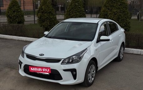KIA Rio IV, 2018 год, 1 050 000 рублей, 6 фотография