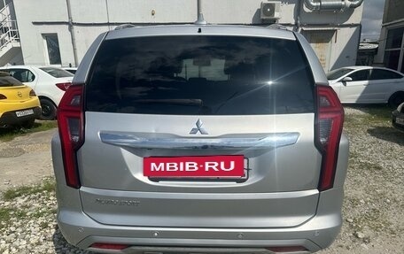 Mitsubishi Pajero Sport III рестайлинг, 2021 год, 3 200 000 рублей, 5 фотография