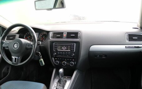 Volkswagen Jetta VI, 2013 год, 729 000 рублей, 11 фотография