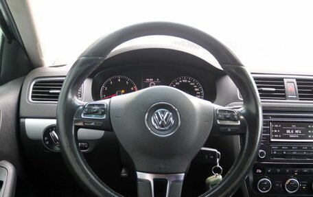Volkswagen Jetta VI, 2013 год, 729 000 рублей, 13 фотография
